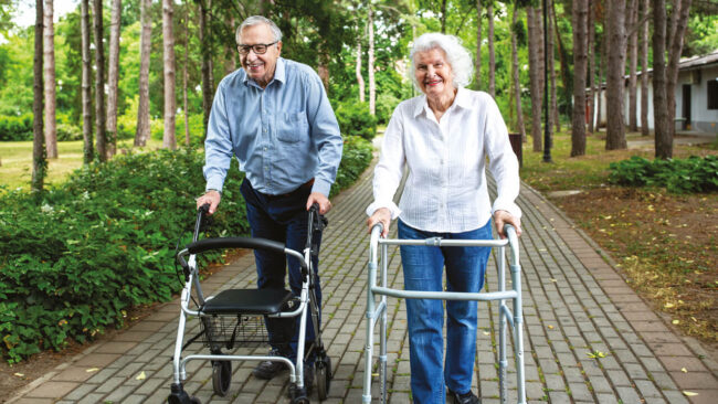 Girelli e deambulatori per anziani, malati e persone con disabilità